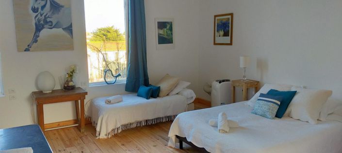 Image No.8-12 Bed House for sale