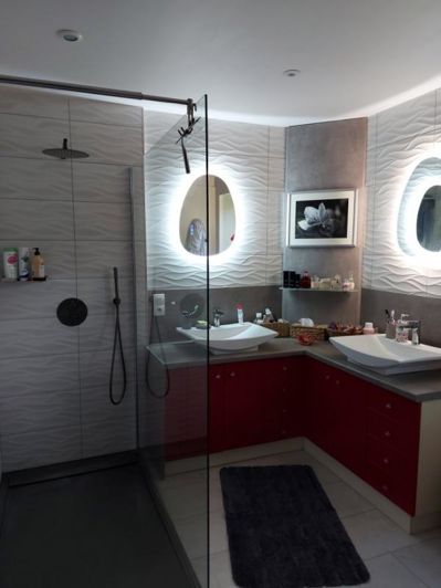 Image No.15-4 Bed Property for sale