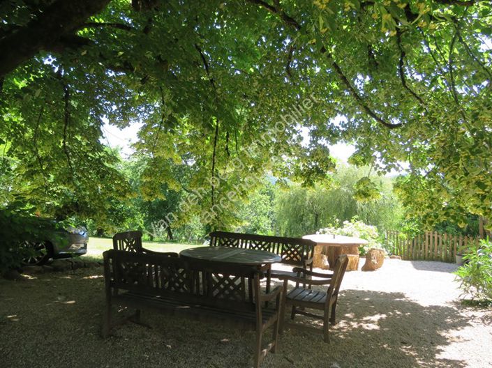 Image No.8-5 Bed Property for sale