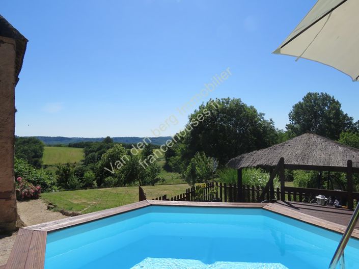 Image No.9-5 Bed Property for sale