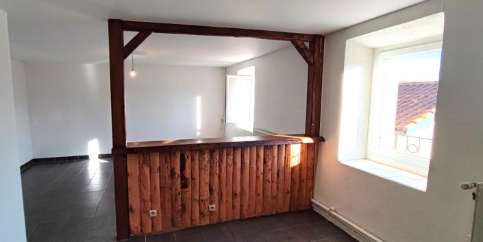 Image No.15-6 Bed House for sale