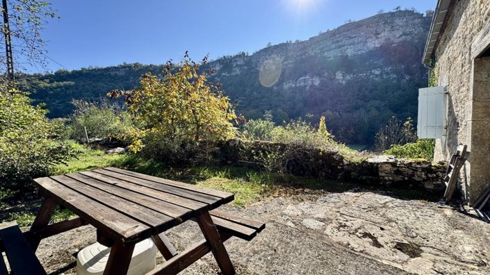 Image No.10-4 Bed House for sale