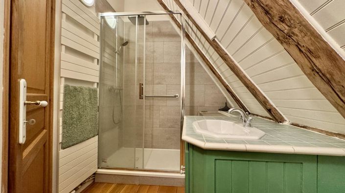 Image No.7-4 Bed House for sale