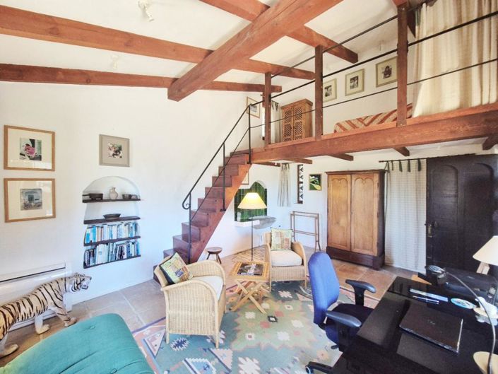 Image No.18-4 Bed Property for sale