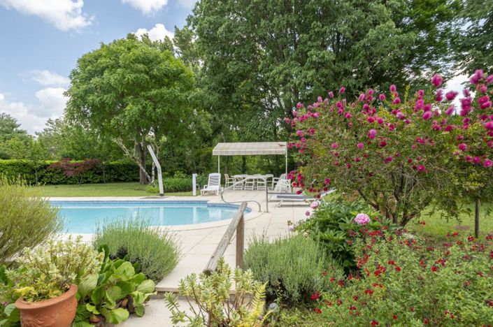 Image No.3-6 Bed Property for sale