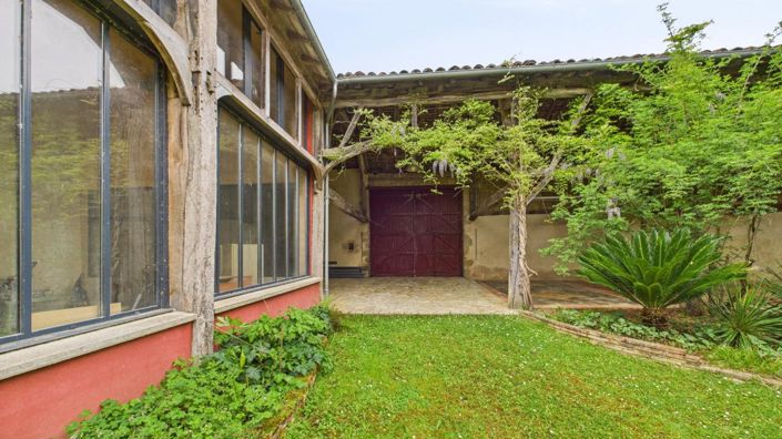 Image No.7-9 Bed House for sale