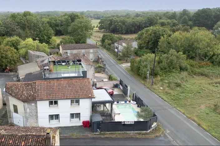 Image No.19-6 Bed Villa for sale