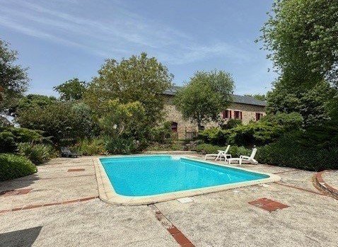 Image No.4-5 Bed Property for sale