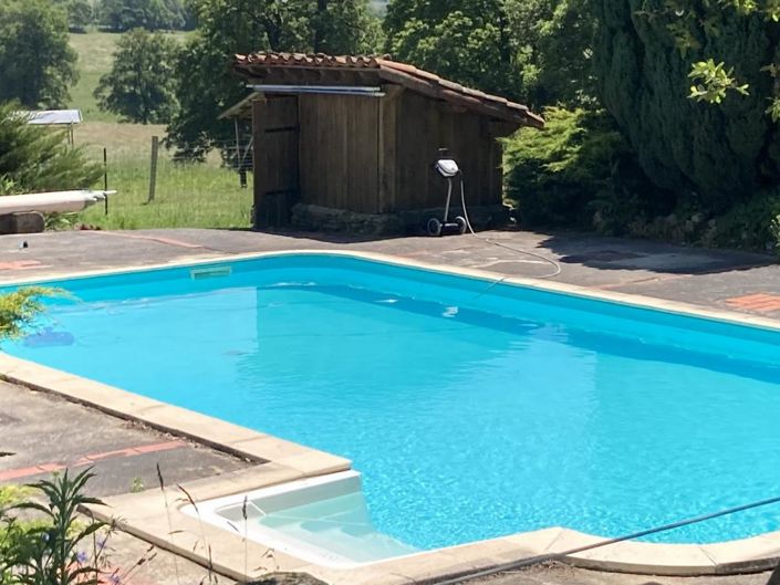 Image No.8-5 Bed Property for sale