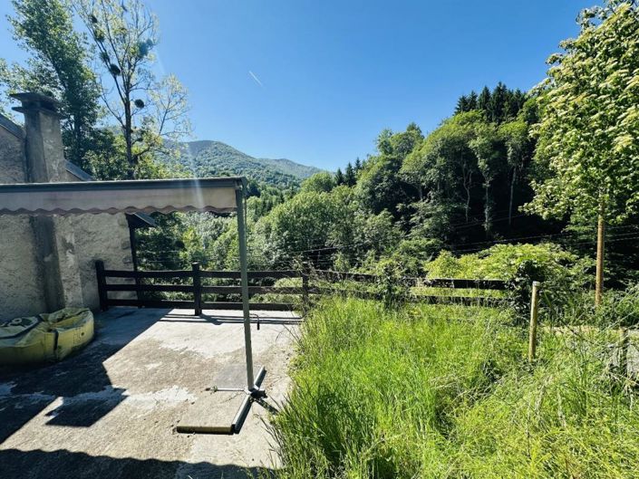 Image No.2-2 Bed Property for sale