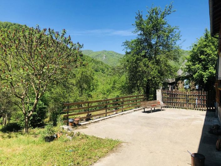 Image No.2-4 Bed House for sale