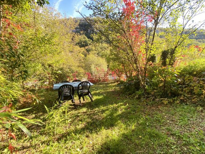 Image No.13-2 Bed Property for sale