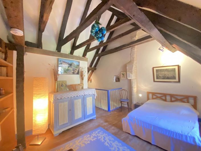 Image No.2-2 Bed Property for sale