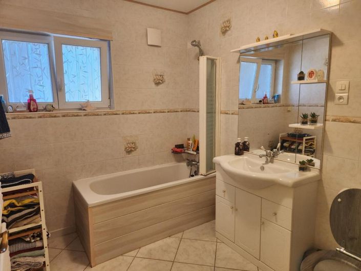 Image No.13-Propriété de 2 chambres à vendre à Chatain