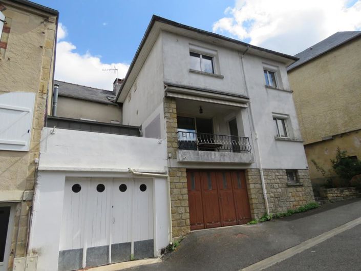 Image No.20-3 Bed Property for sale