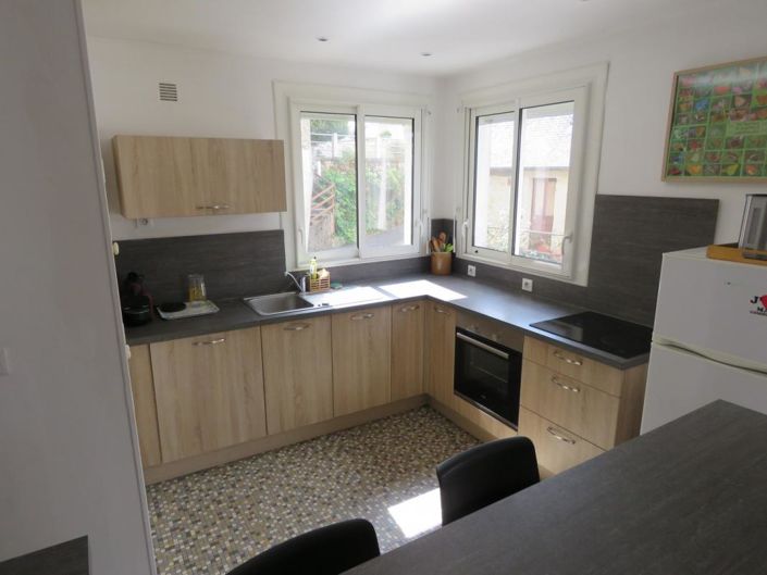 Image No.3-3 Bed Property for sale