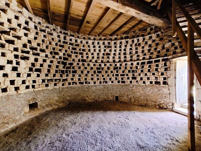 Image No.20-5 Bed Property for sale