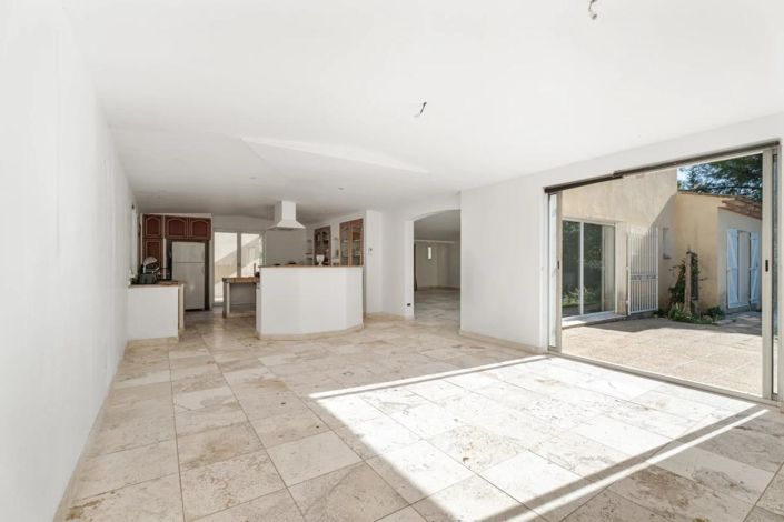 Image No.7-2 Bed House for sale