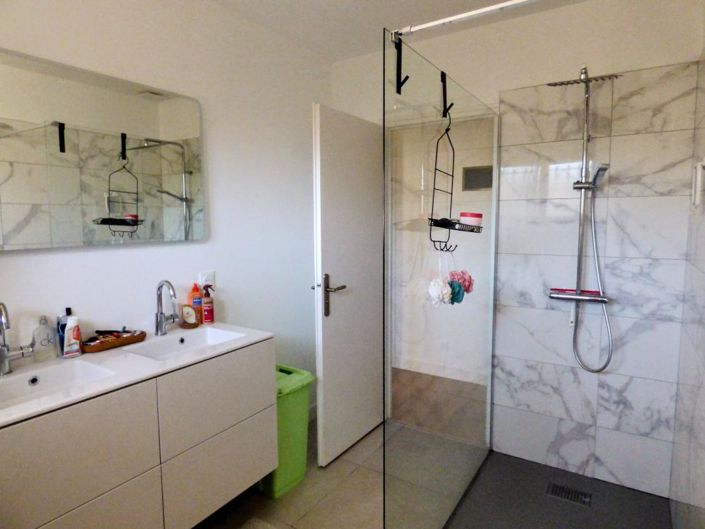 Image No.8-5 Bed Property for sale