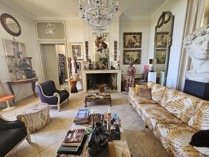 Image No.10-9 Bed House for sale