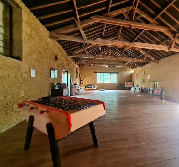 Image No.15-4 Bed Property for sale