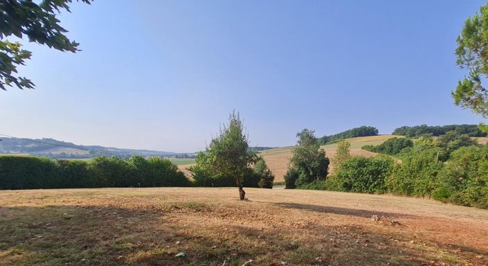 Image No.19-4 Bed Property for sale