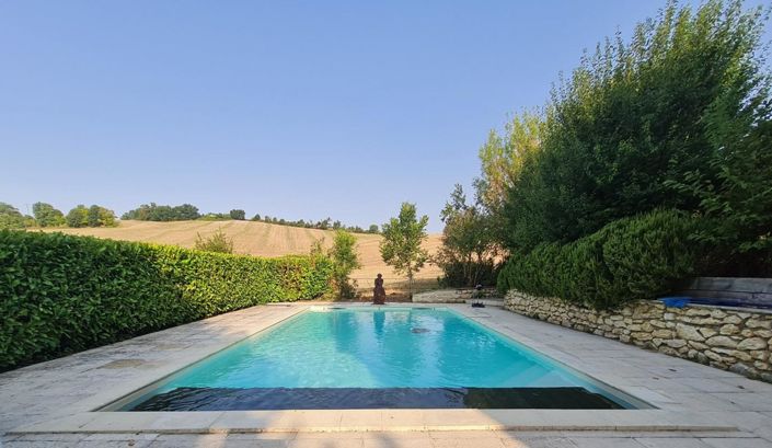 Image No.3-4 Bed Property for sale