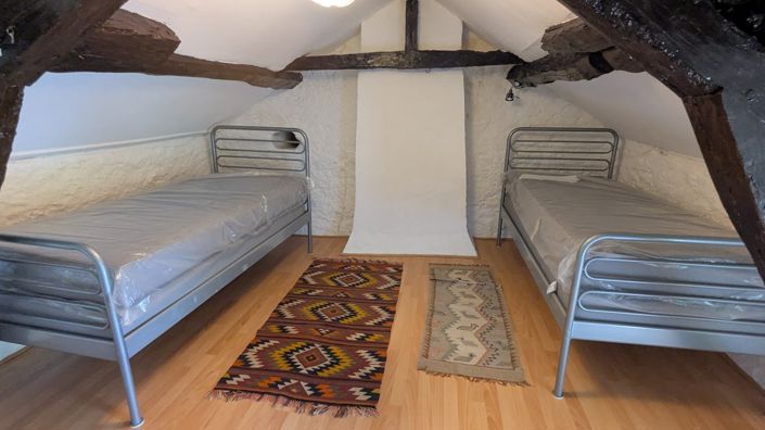 Image No.17-4 Bed Property for sale