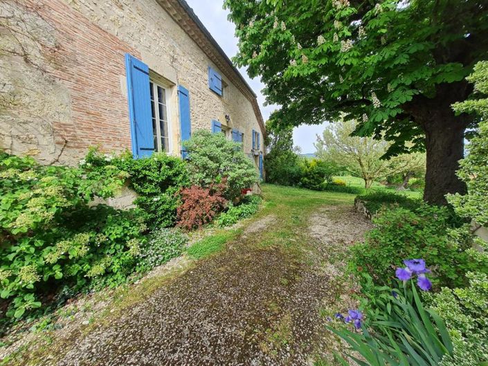 Image No.3-4 Bed House for sale