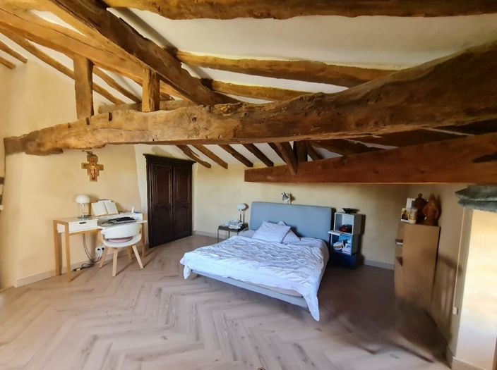 Image No.14-4 Bed House for sale