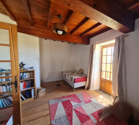 Image No.19-4 Bed House for sale