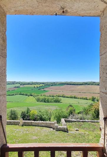 Image No.20-4 Bed House for sale