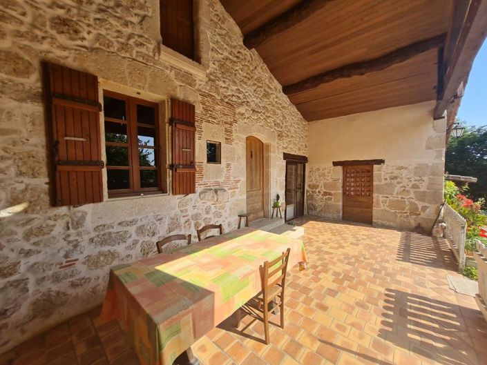 Image No.6-4 Bed House for sale