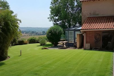 1 - Padiès, Property