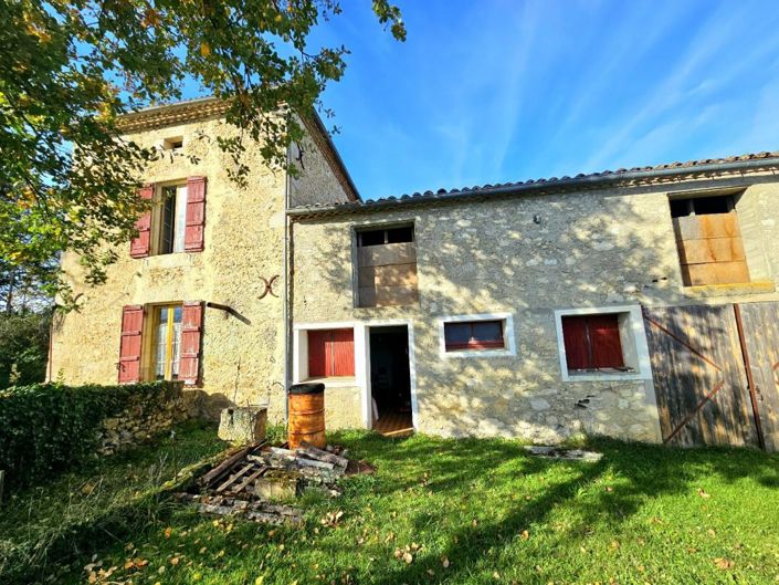 Image No.20-3 Bed Property for sale