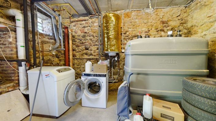 Image No.19-3 Bed House for sale