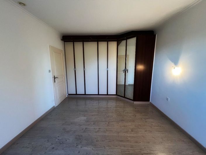 Image No.18-Propriété de 5 chambres à vendre à Boujan-sur-Libron