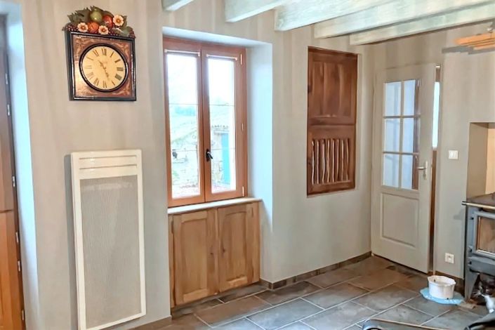 Image No.3-Propriété de 3 chambres à vendre à Chef-Boutonne