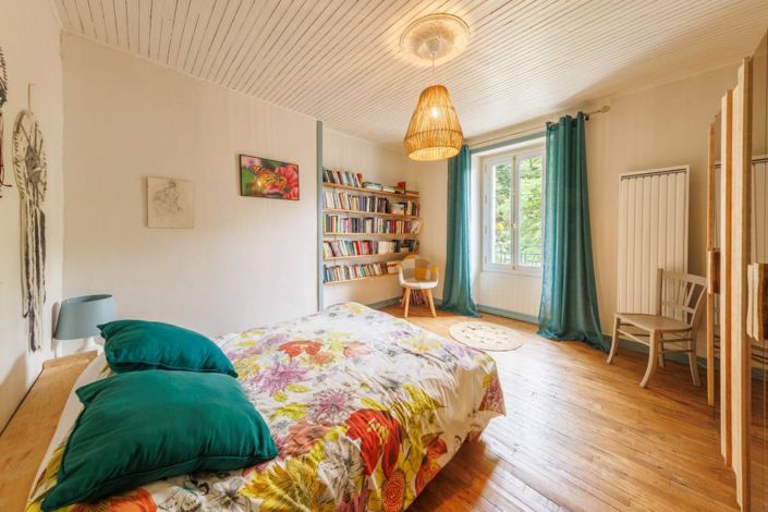 Image No.7-3 Bed Property for sale