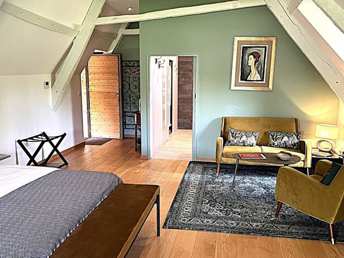 Image No.18-5 Bed Property for sale