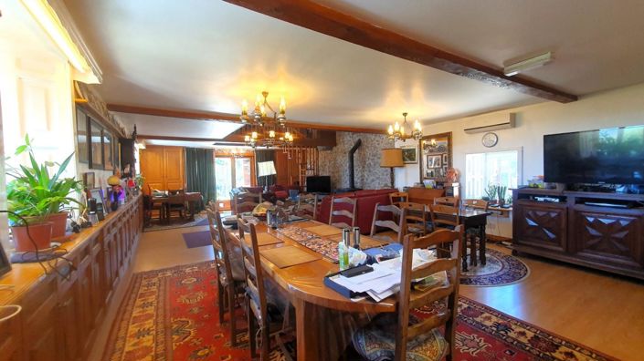 Image No.5-4 Bed Property for sale