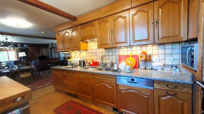 Image No.7-4 Bed Property for sale