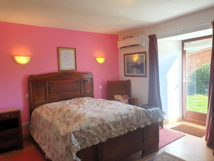 Image No.9-4 Bed Property for sale