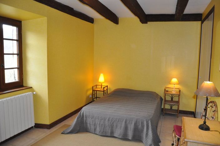 Image No.15-6 Bed Property for sale