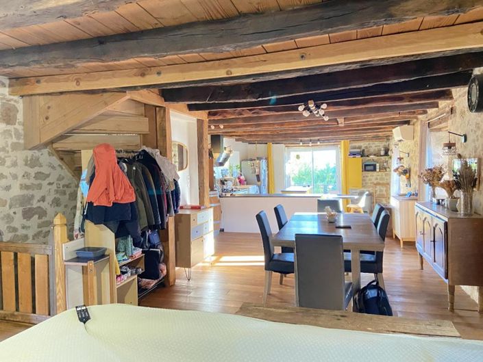 Image No.17-4 Bed Property for sale