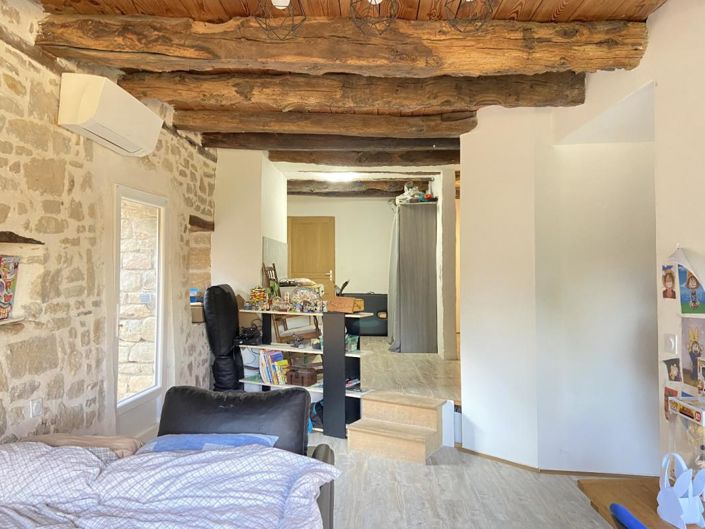 Image No.20-4 Bed Property for sale