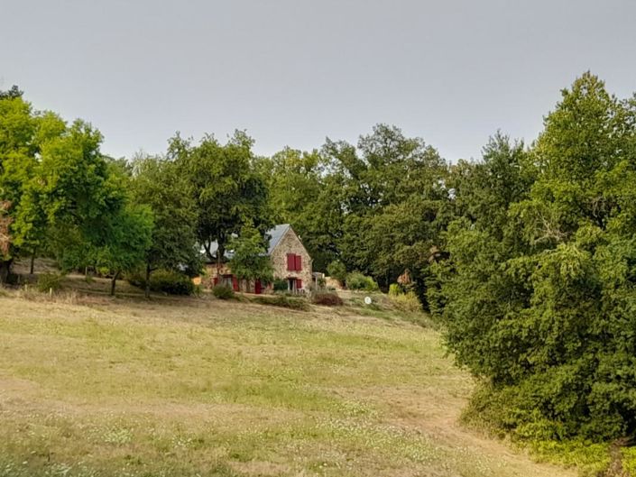 Image No.20-4 Bed Property for sale