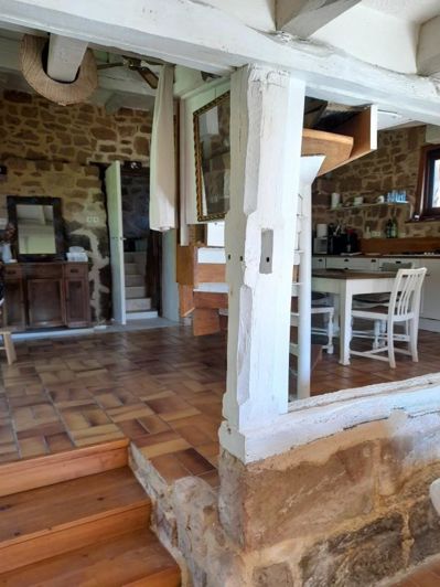 Image No.9-4 Bed Property for sale