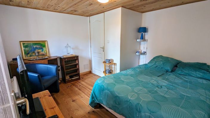 Image No.14-3 Bed Property for sale