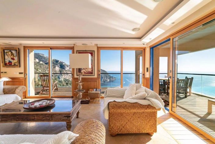 Image No.3-6 Bed Property for sale